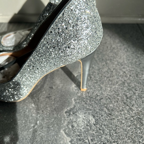 Elegant Silver Glitter Women's Heels - Picture 4 of 5